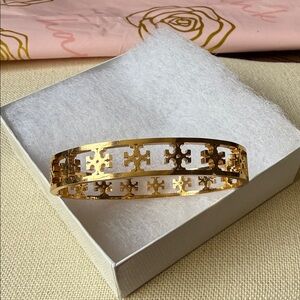 Fashion Jewelry Elegant Gold Bracelet